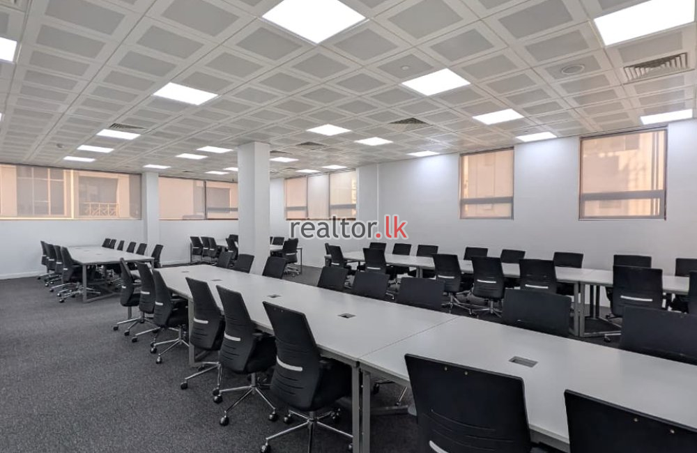 100 Seats Furnished Office Space in Colombo 4