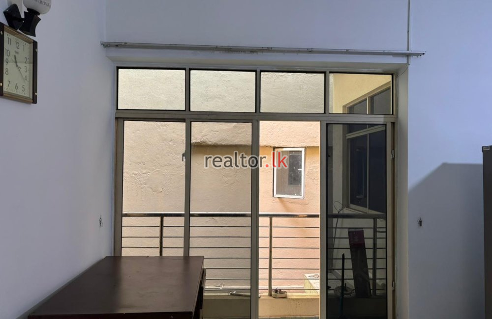 Three Bed For Sale At 37th Lane Colombo 06