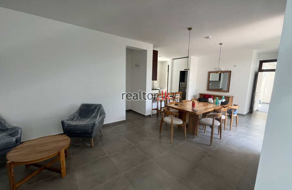 Lakefront Villa For Rent At Paraththa Rd Panadura