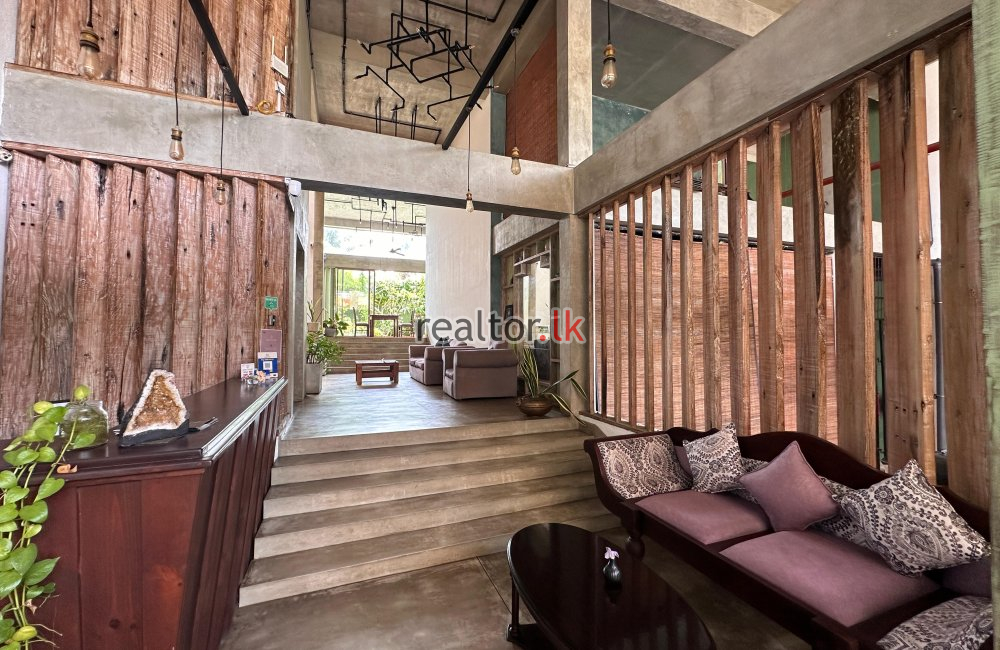 Charming Hotel For Sale In Mount Lavinia
