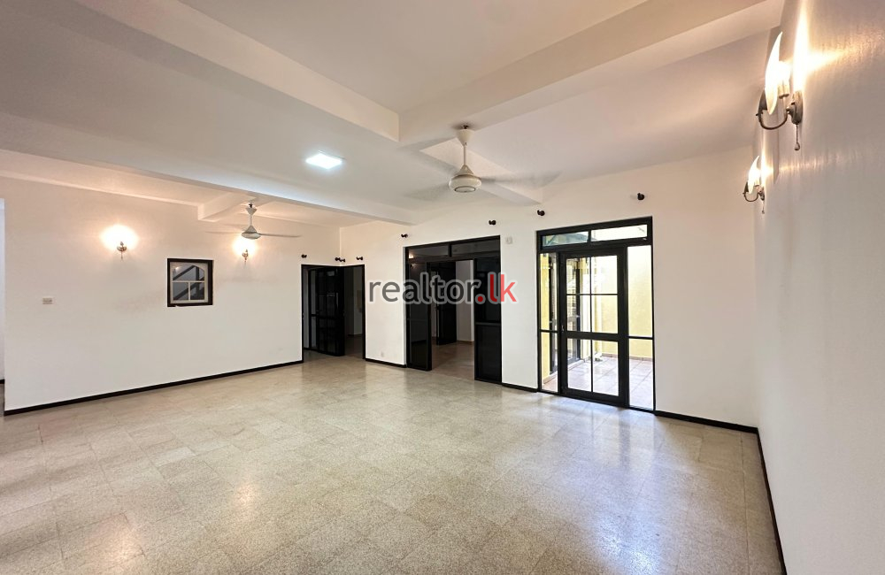 House For Sale In Charlemont Rd Colombo 06
