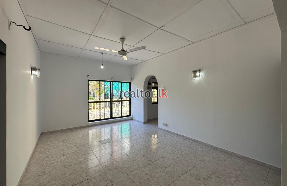 House For Sale In Charlemont Rd Colombo 06