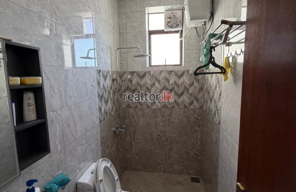 24 Bedrooms New Building for Rent