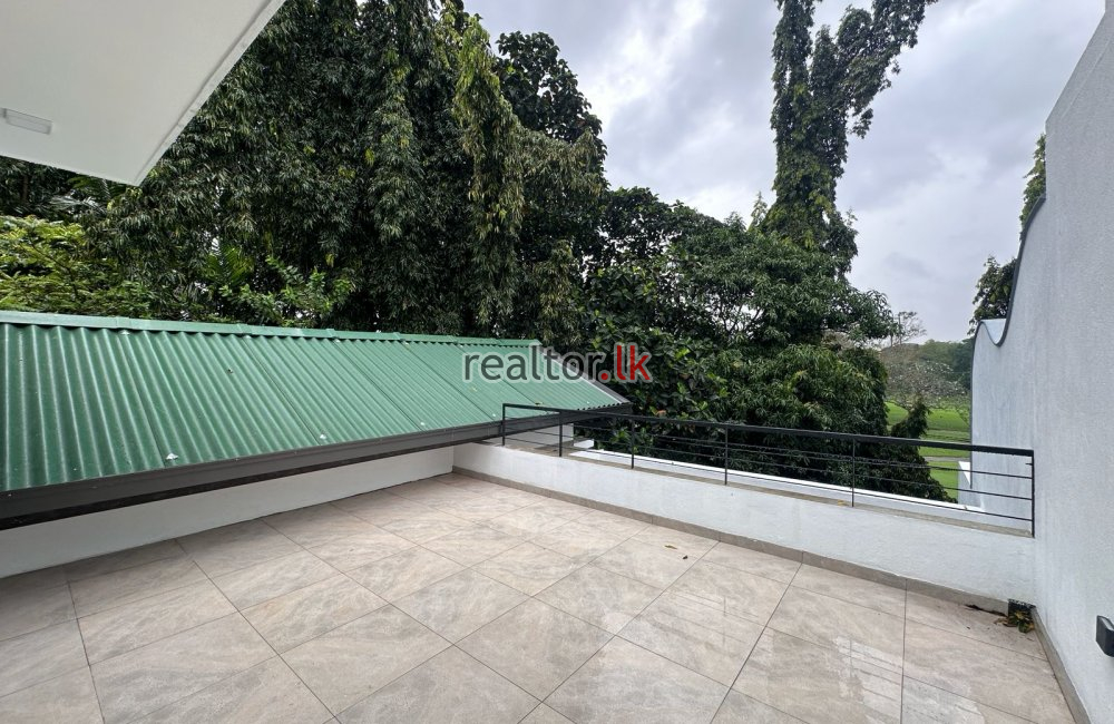 Luxury Golf View House For Rent In Colombo 08
