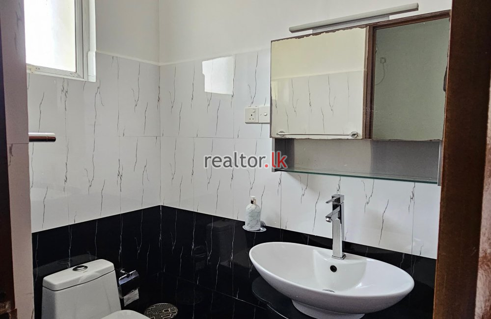 Three Bed For Sale In Span Tower 10 Dehiwala