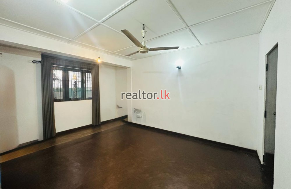 Two Storey House For Sale In Colombo 05