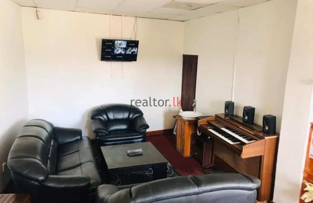 Hotel For Sale In Nuwara - Eliya