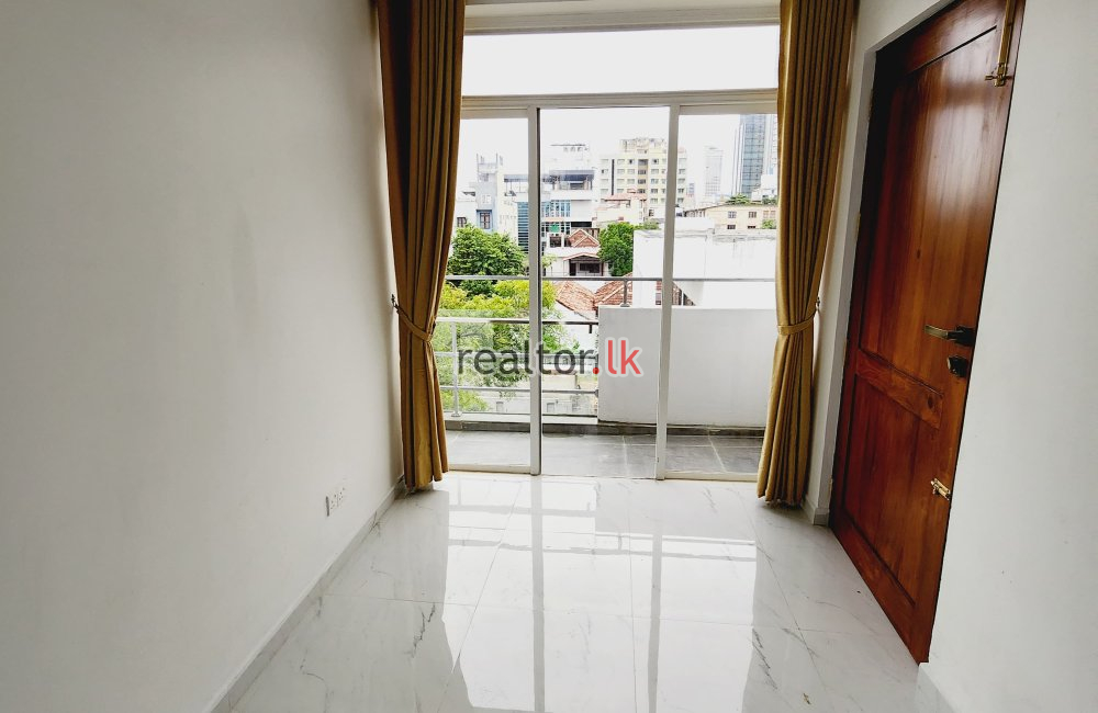 Apartment Complex For Rent At Kollupitiya