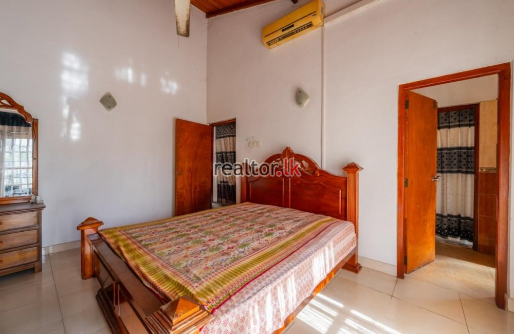 House For Sale In Woodland Avenue Nugegoda
