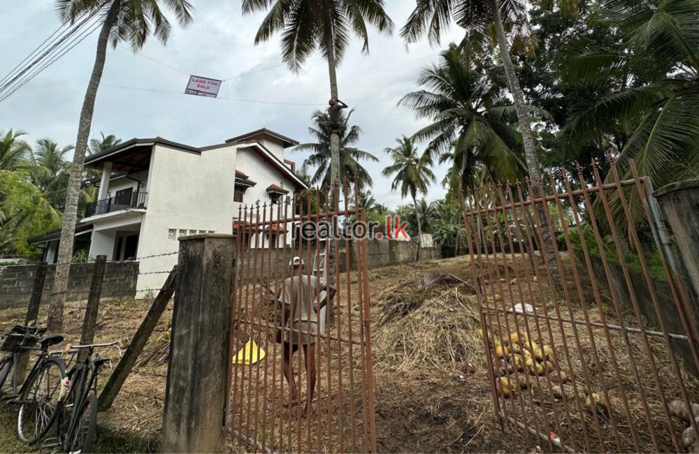 42P Centrally Located Land For Sale In Negombo