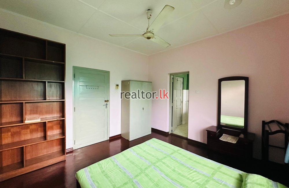 Four Bed Apartment For Rent In Colombo 05