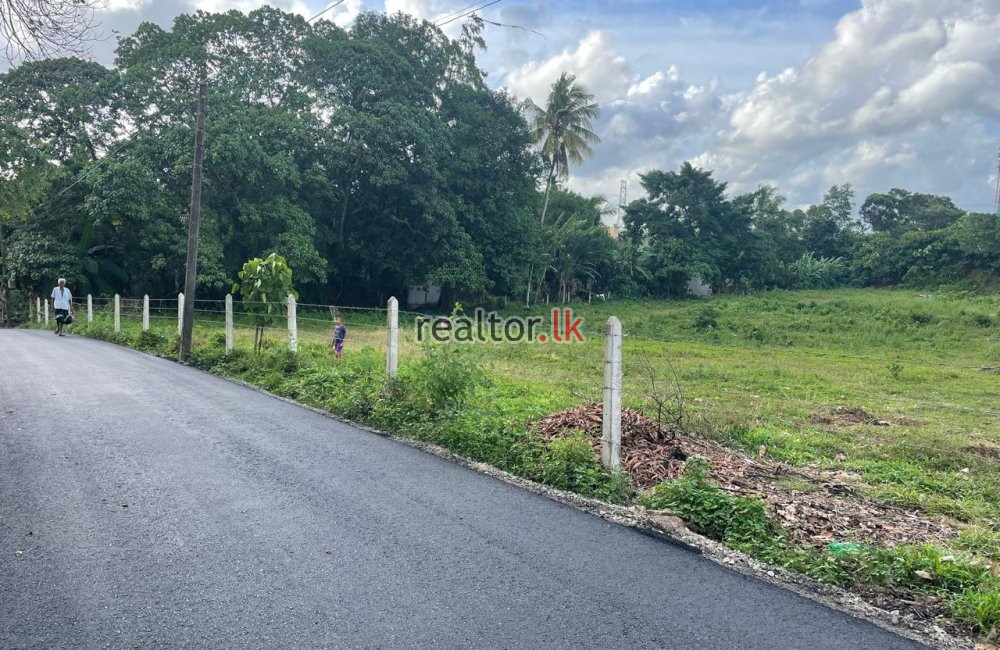 Prime Land For Sale In Kottawa