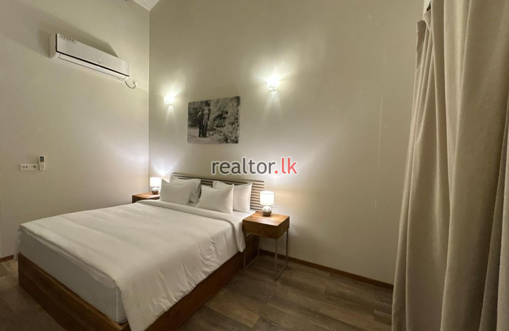 Lake Front Luxury Villa For Sale Habarana Forrest