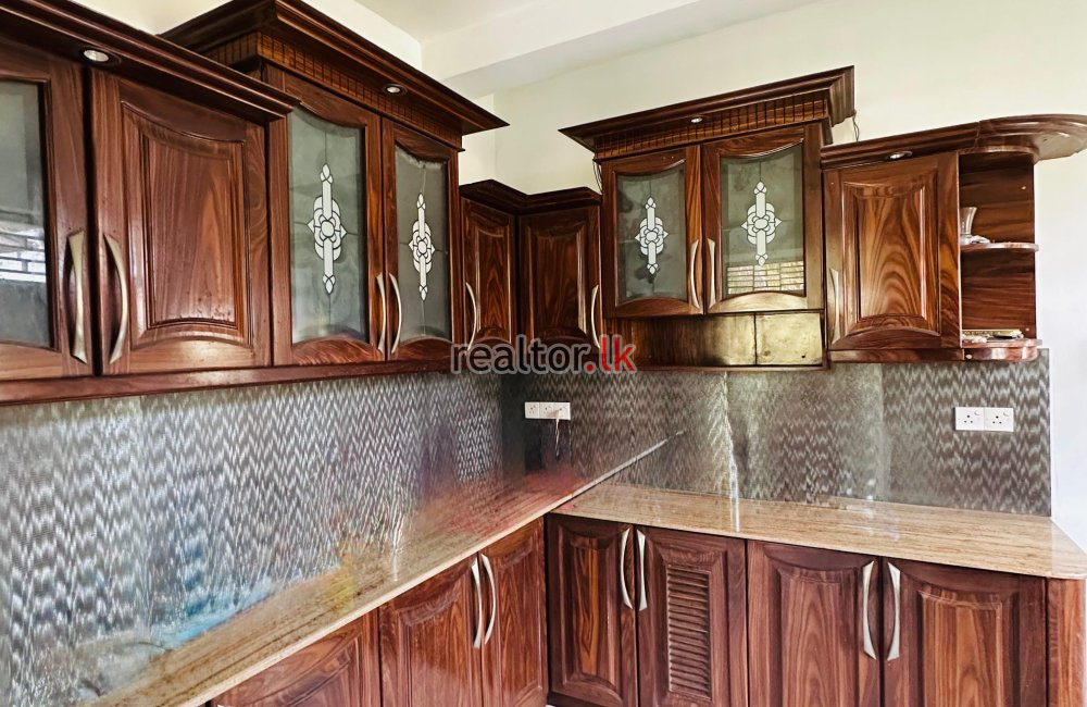 Two Storied House For Sale In Ratmalana