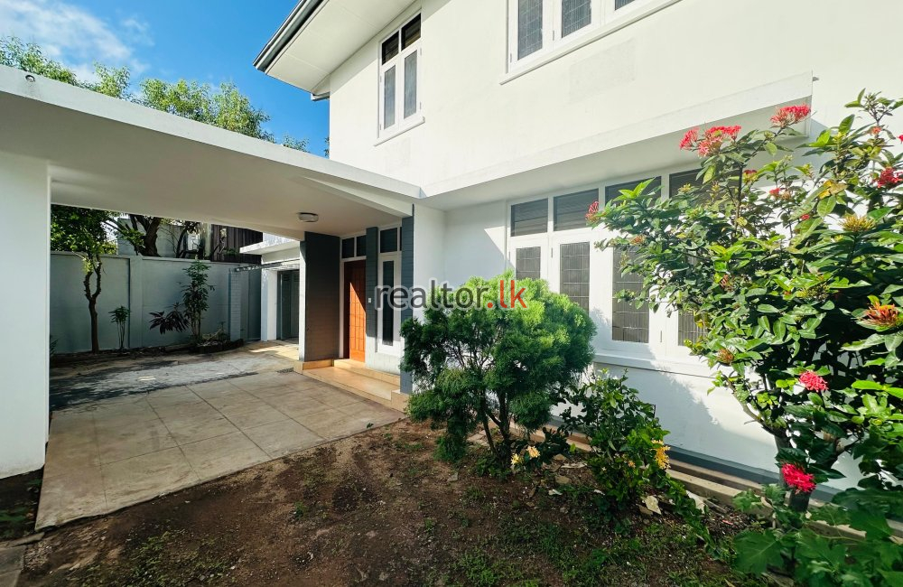 Grand House For Rent In Horton Place Colombo 07