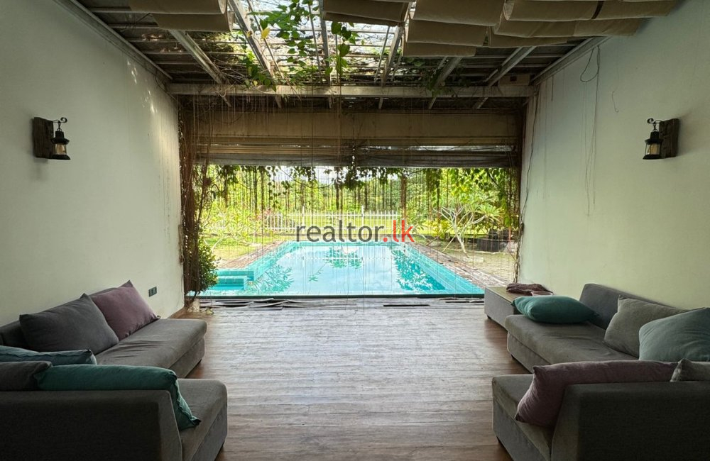 Fully Furnished Villa For Sale At Hikkaduwa