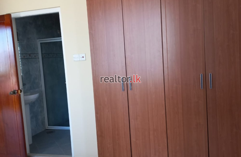 Three Bed In Datum Paradise Apartments Colombo 04