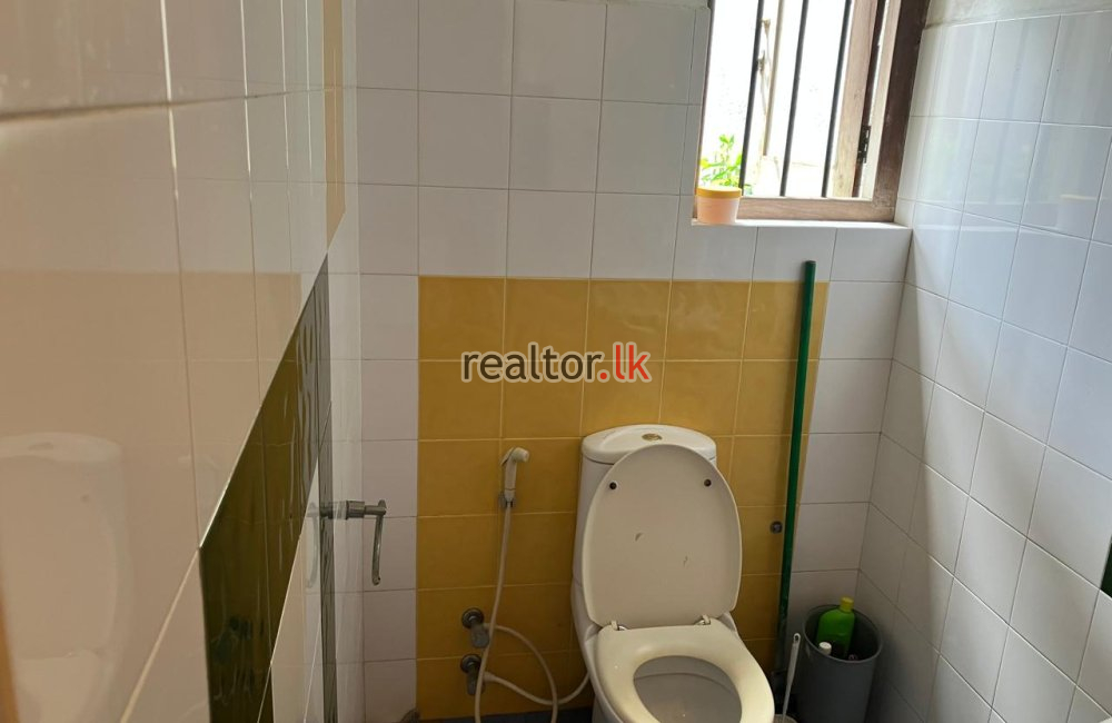 Modern House For Sale In Welipara Thalawatugoda