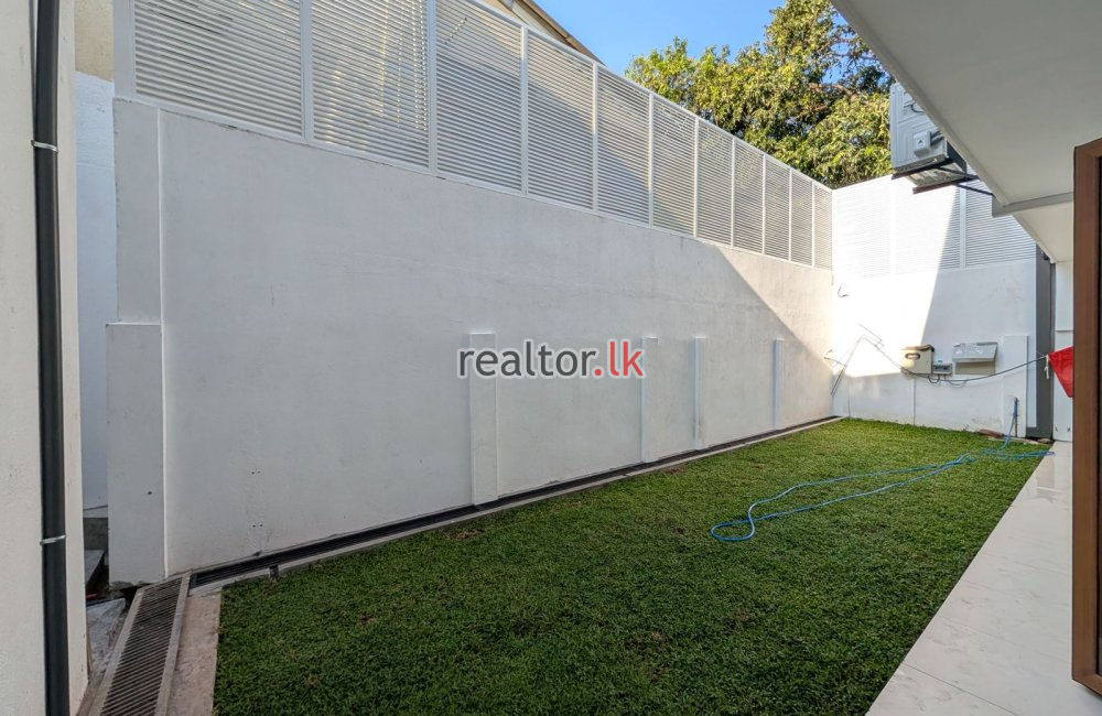 Newly Refurbished House for Rent in Colombo 7
