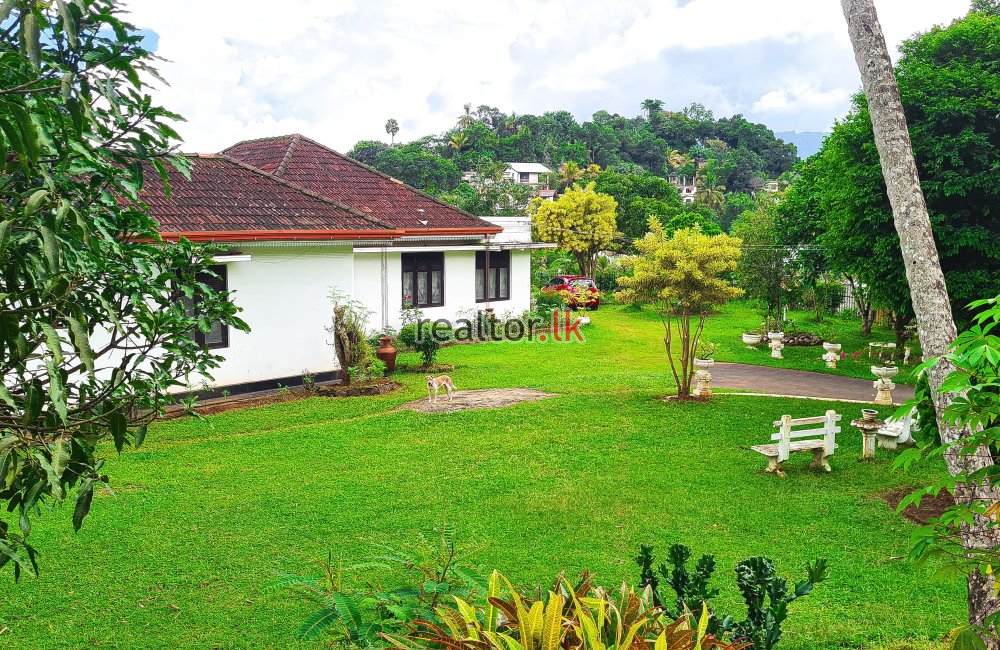 Land For Sale At Asgiriya Kandy