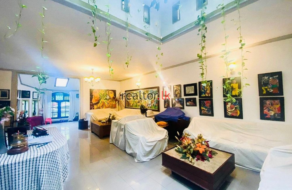 House For Sale In Kalapaluwawa Rajagiriya