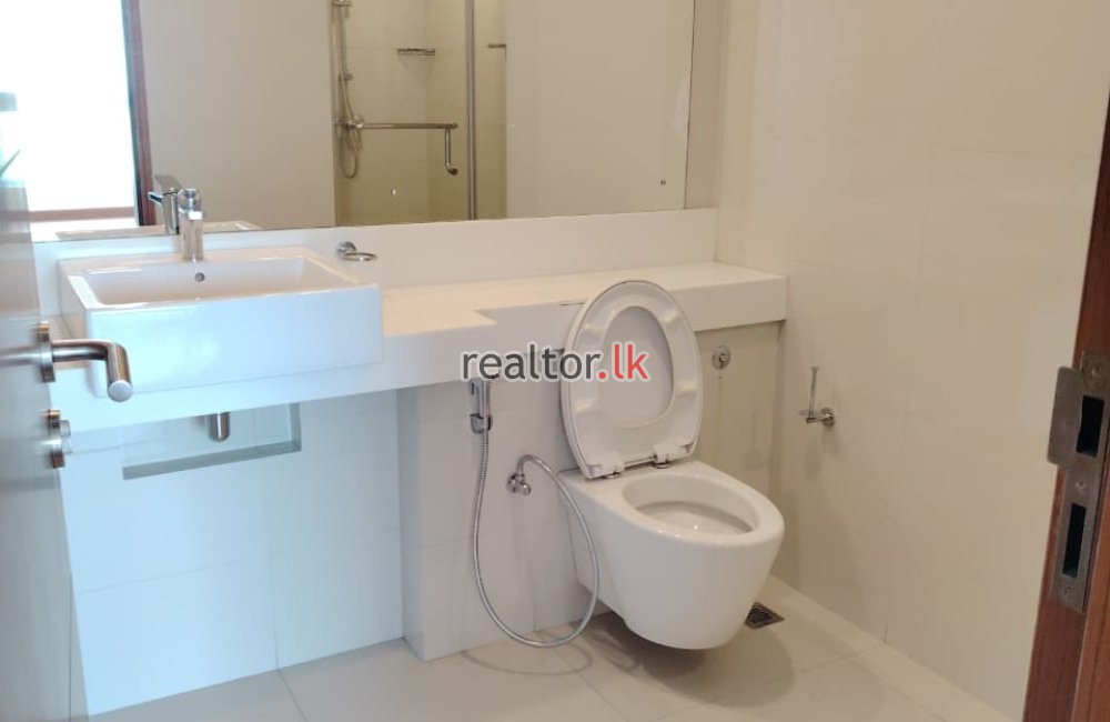 Three Bed For Sale In Fairway Elements Apartments