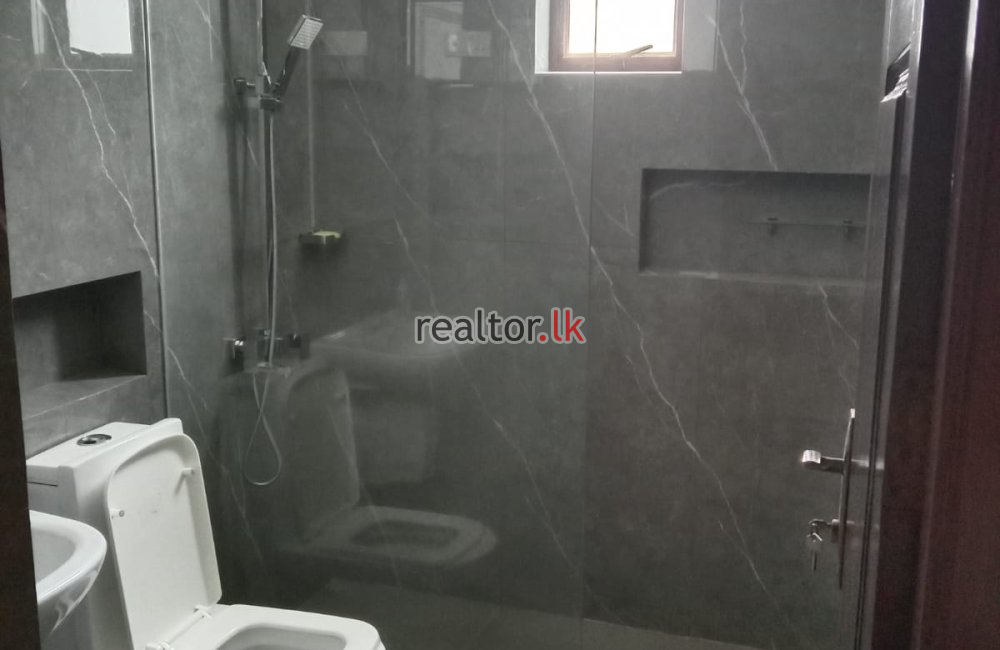 Dehiwala-1st Floor Fully Furnished House for Rent