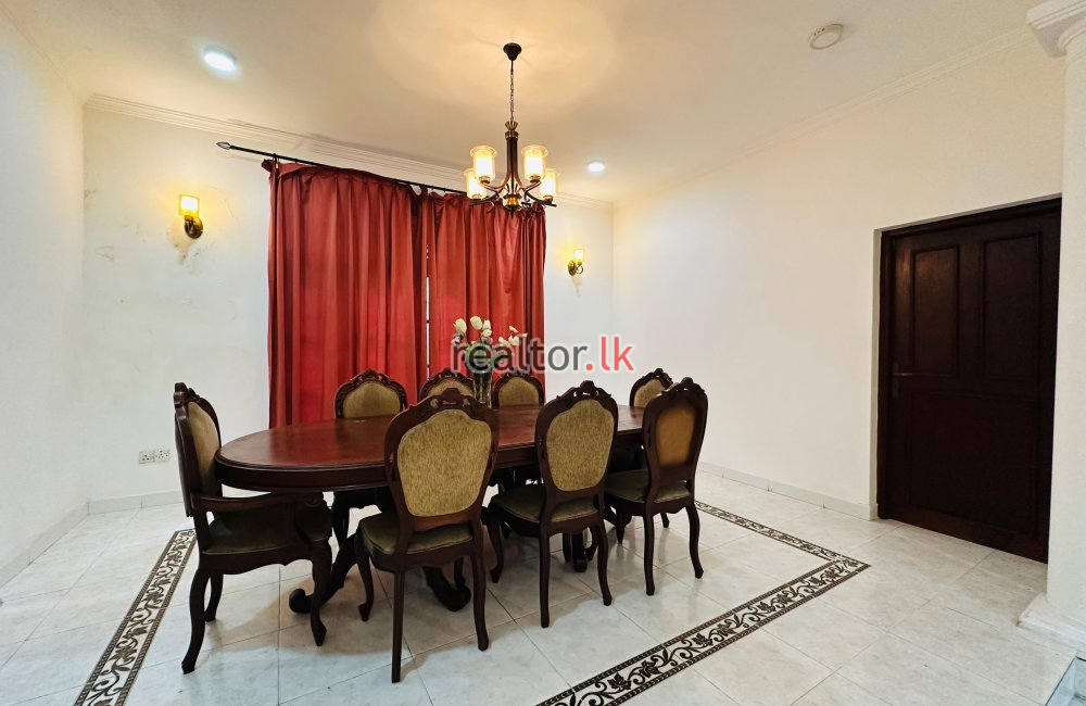 Five Bed House For Rent In Colombo 05
