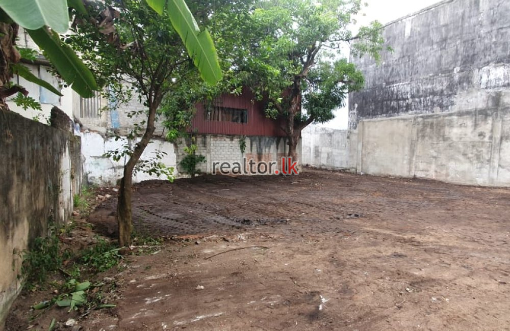 K. Cyril C. Perera Mw Colombo 13 Land For Sale