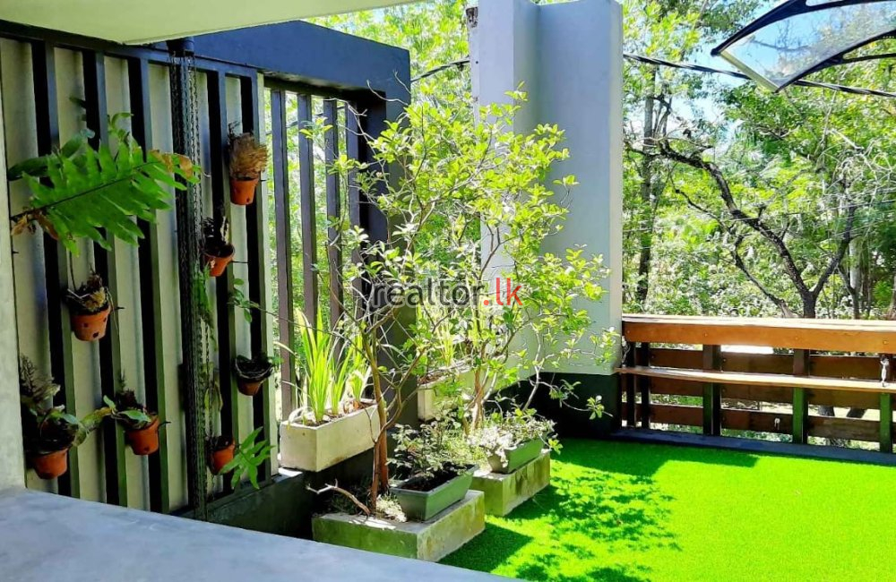 House For Sale In Olympus Residences Athurugiriya