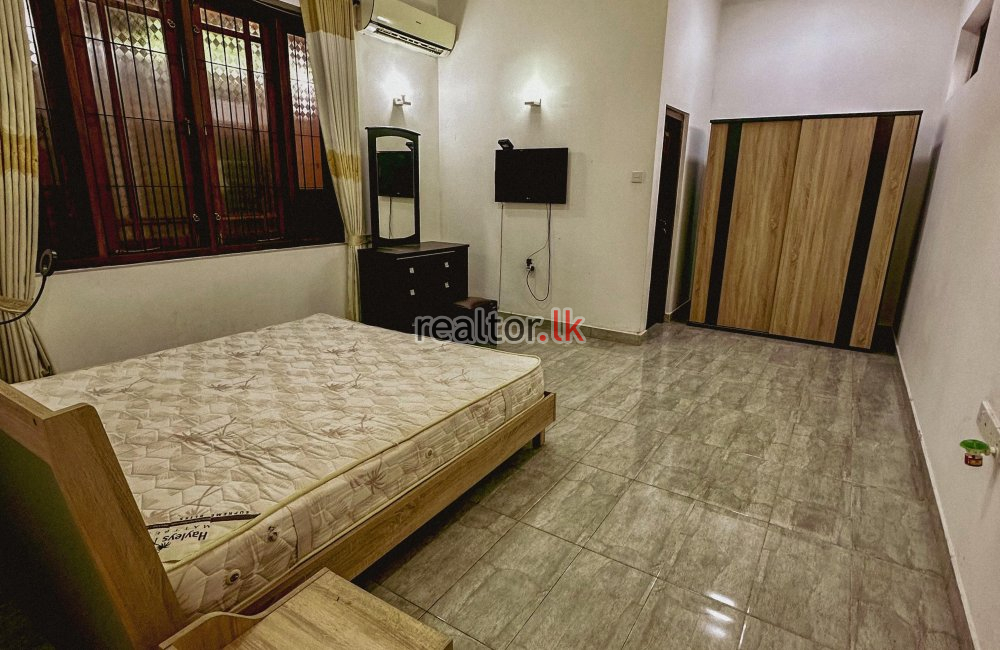 House For Sale At Rajamalwatta Rd Battaramulla