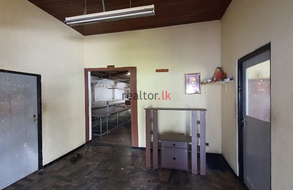 Warehouse At Facing Piliyandala Road