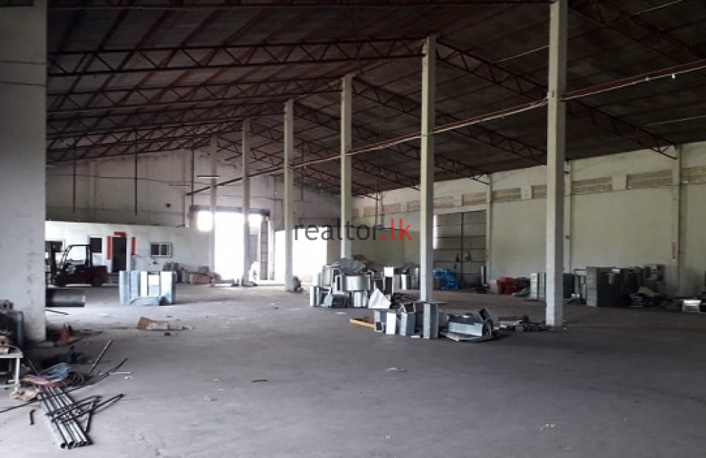 Off Negombo Road Warehouse For Rent