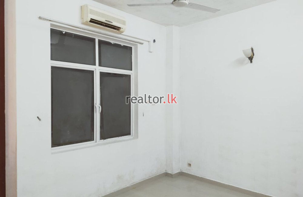 Two Bed At Myra Court Colombo 6 For Sale