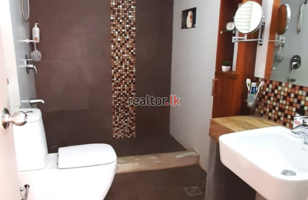 House For Sale In Olympus Residences Athurugiriya