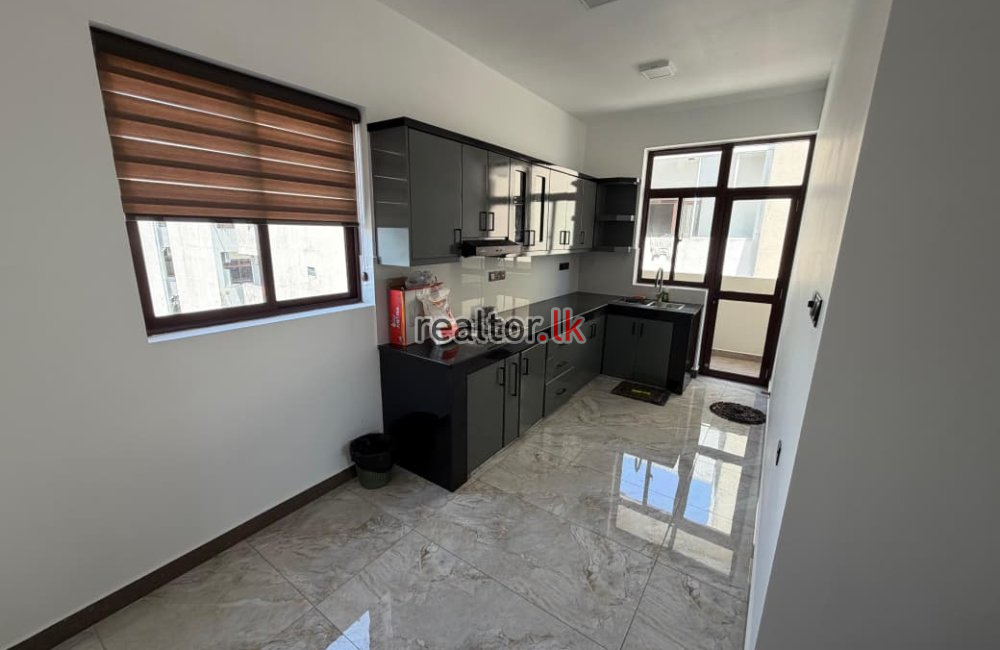 24 Bedrooms New Building for Rent