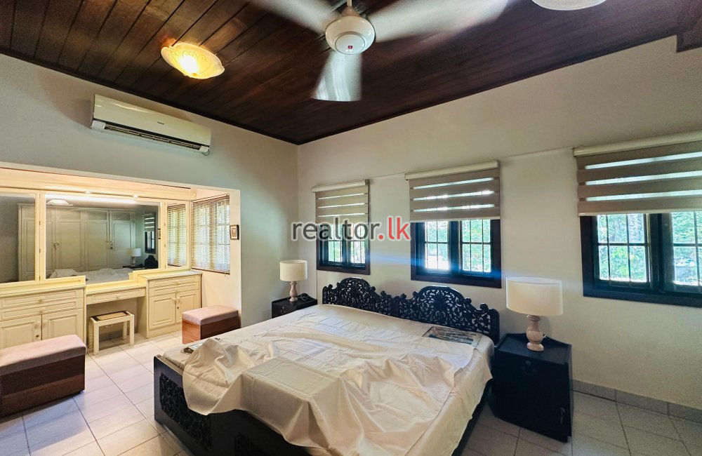 Characterful House For Rent In Colombo 05