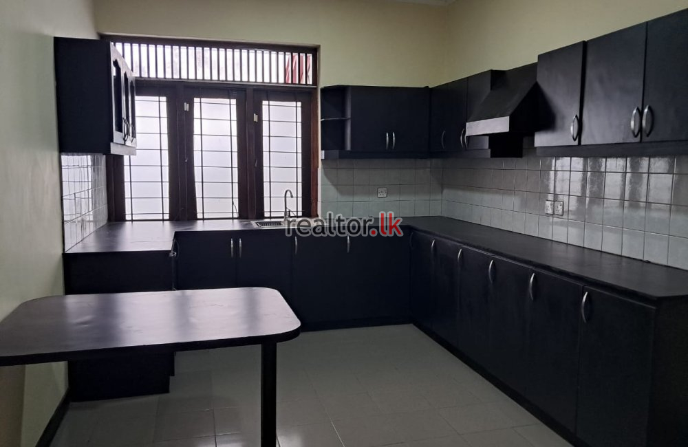 House For Rent At Nawala