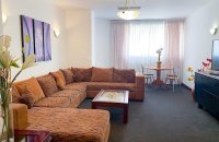 Crescat Two Bed For Rent