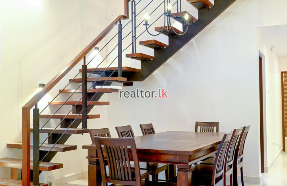 Luxury Duplex For Sale At The Cornwall Colombo 03