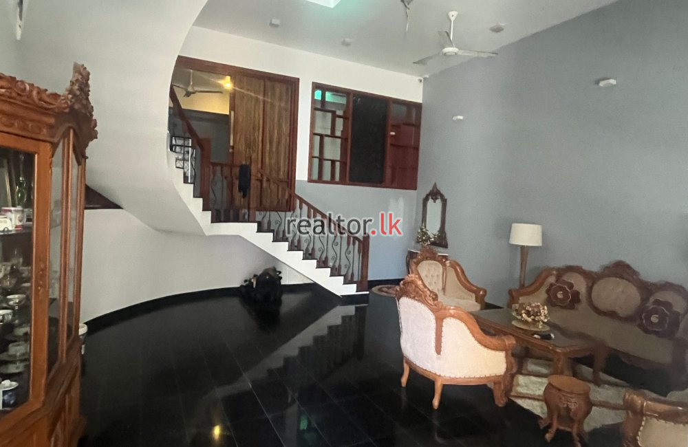 House For Rent At Kensington Gardens Colombo 04