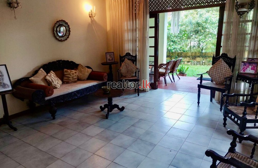 House For Sale At Nandimithra Place Colombo 06