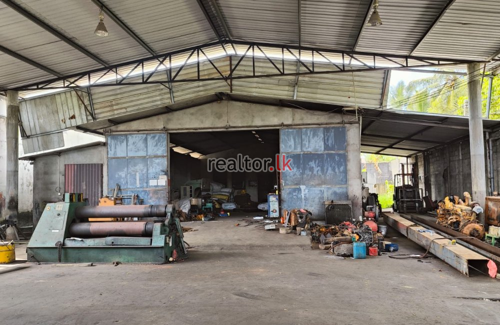 Warehouse For Rent At Gonahena Kadawatha