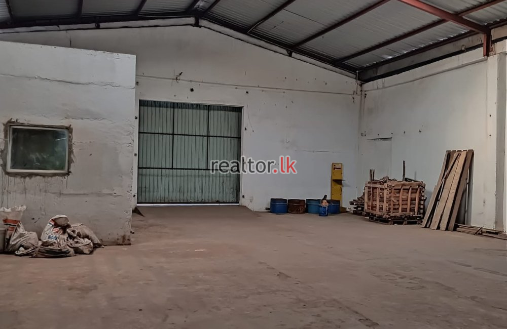 Warehouse For Sale At Jampettah Lane Colombo