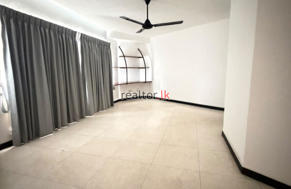 05 Bedroom Spacious House for Rent in Colombo 7