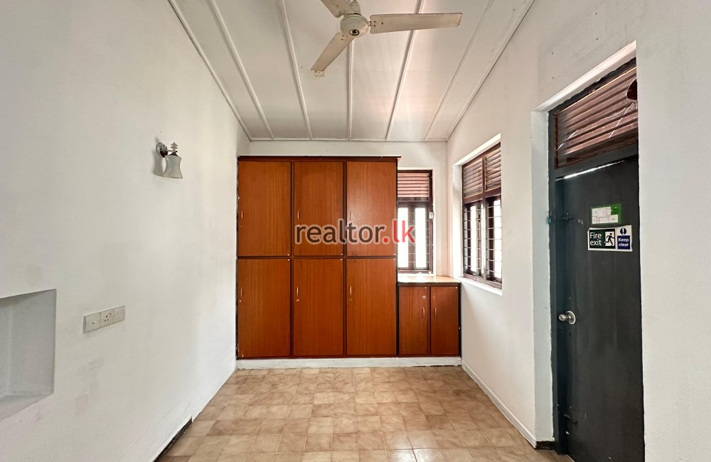 Five Bed Luxury House For Sale In Colombo 04