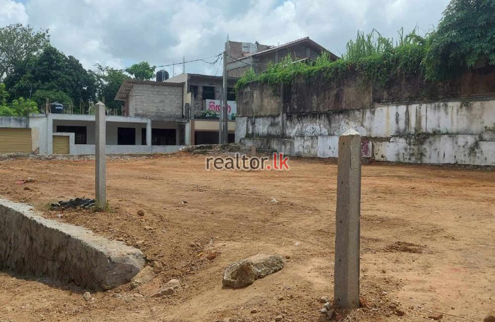 Residential Land For Sale At Thalawathugoda