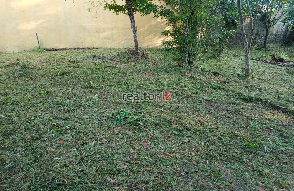 9.5 Perch Land For Sale In Mattegoda-Polgasowita