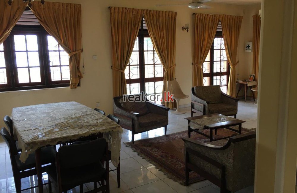 Lakefront House For Sale In Moratuwa