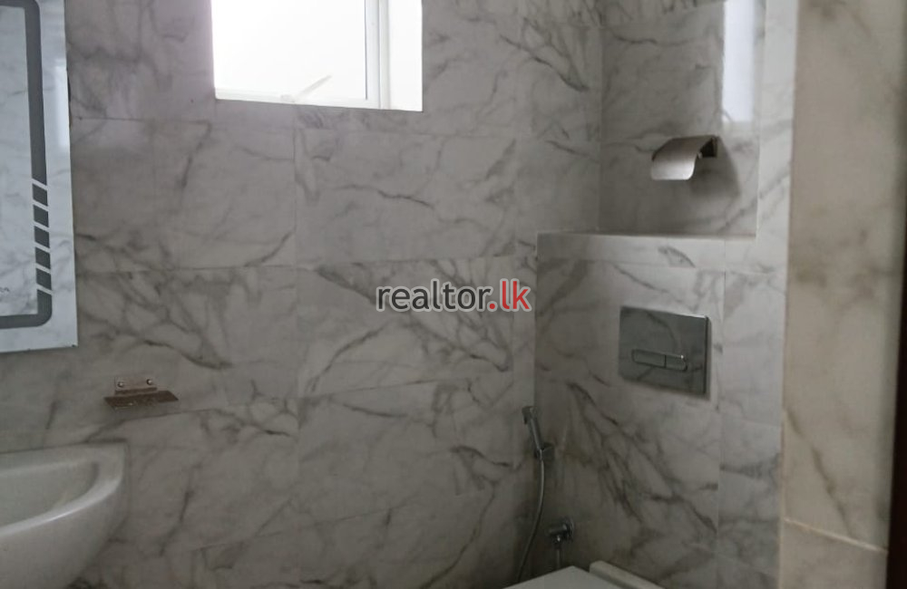 Three Bed In Rainbow Residencies Maharagama